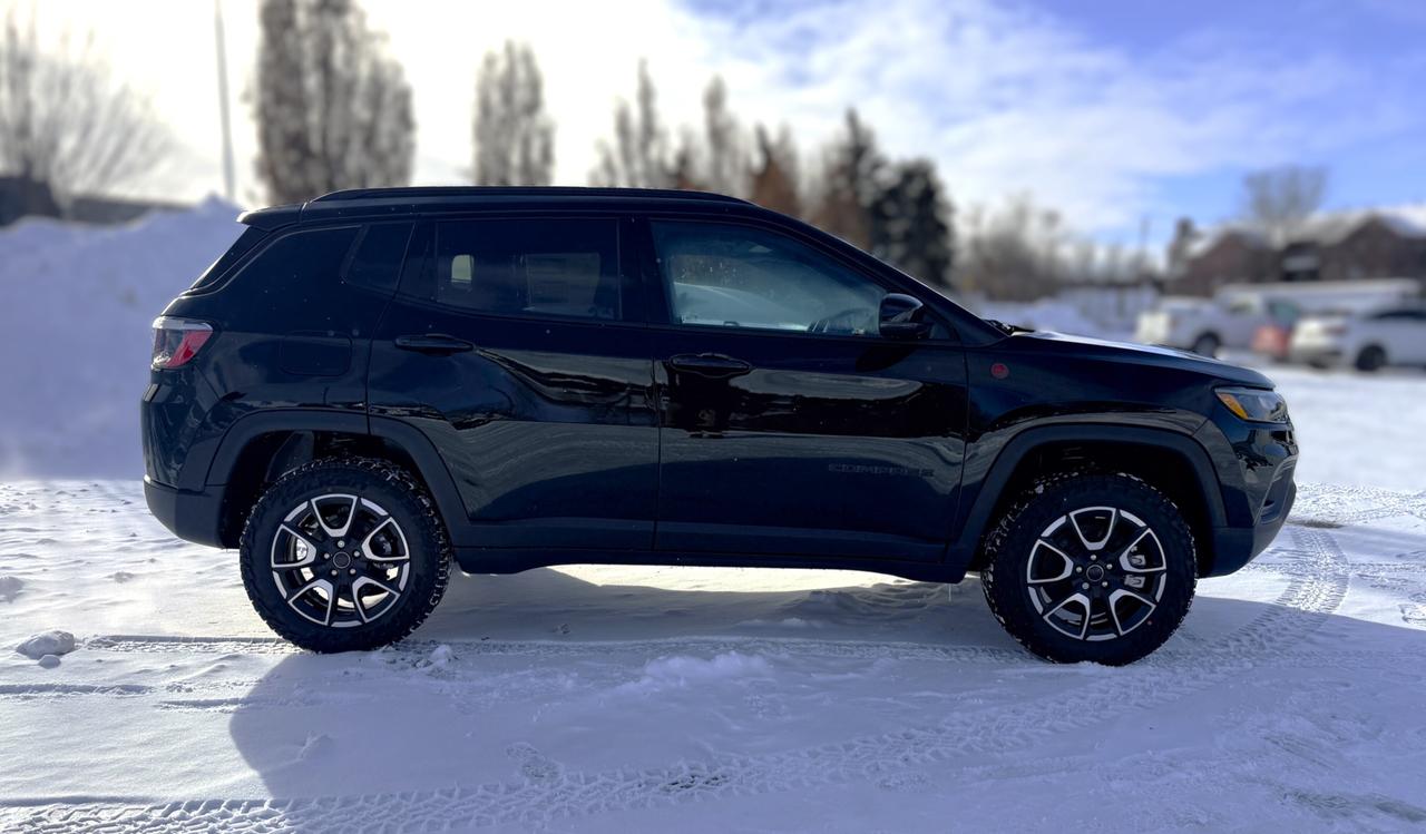 2026 Jeep Compass Trailhawk 4x4 Photo