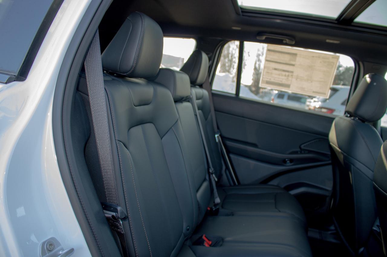 2026 Jeep Cherokee Limited 4X4 Photo