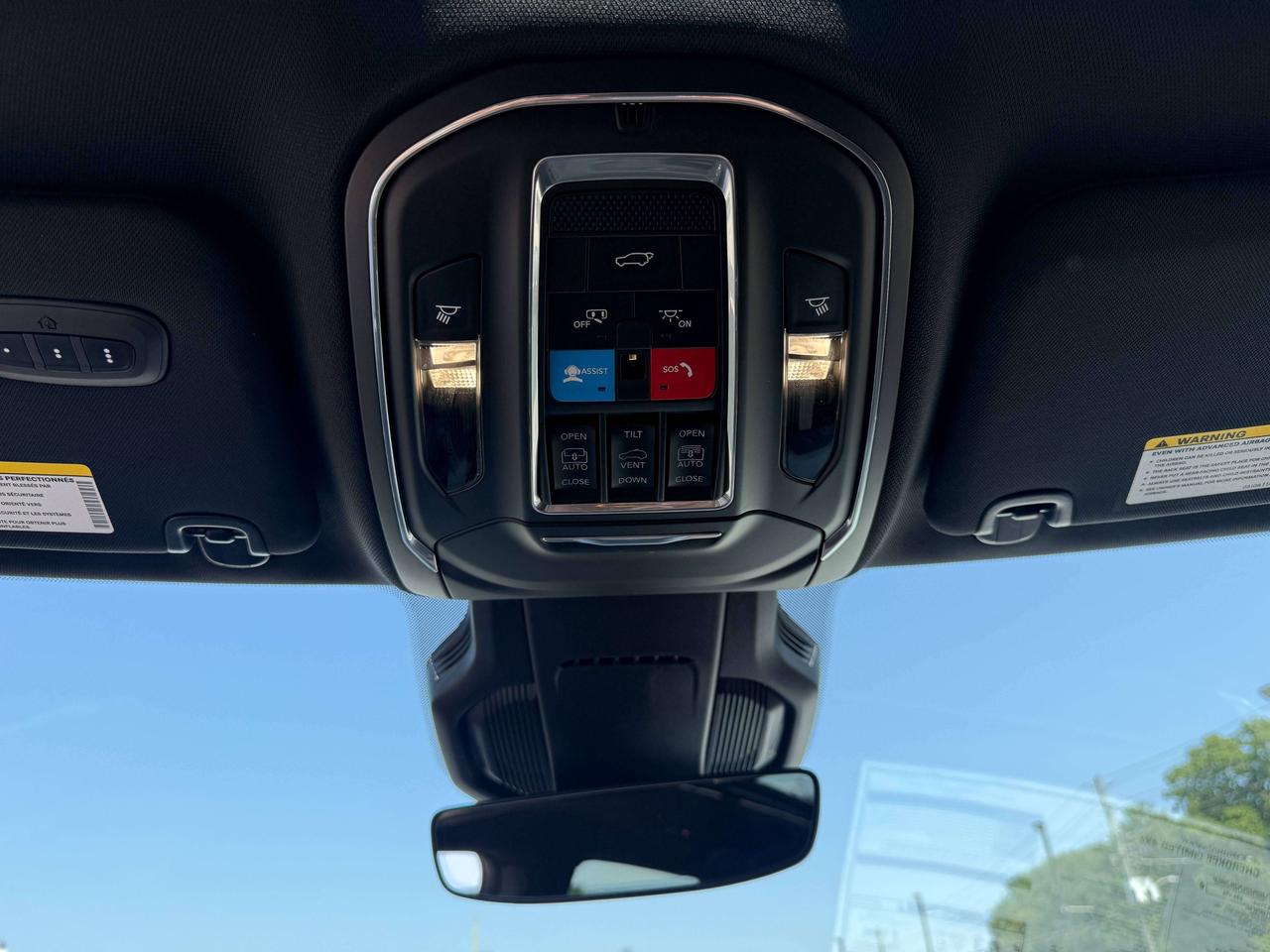 2026 Jeep Cherokee Limited 4X4 Photo