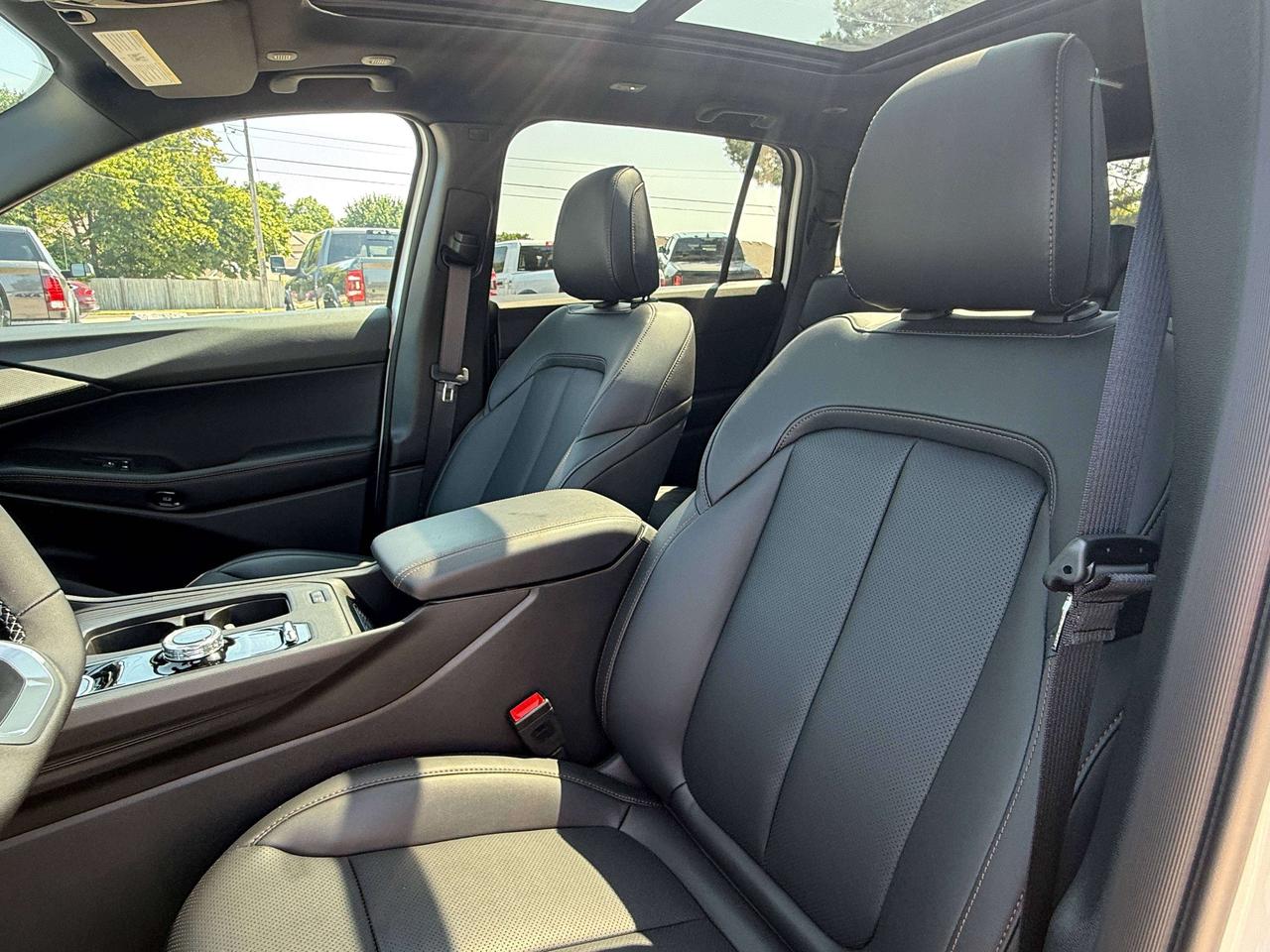 2026 Jeep Cherokee Limited 4X4 Photo