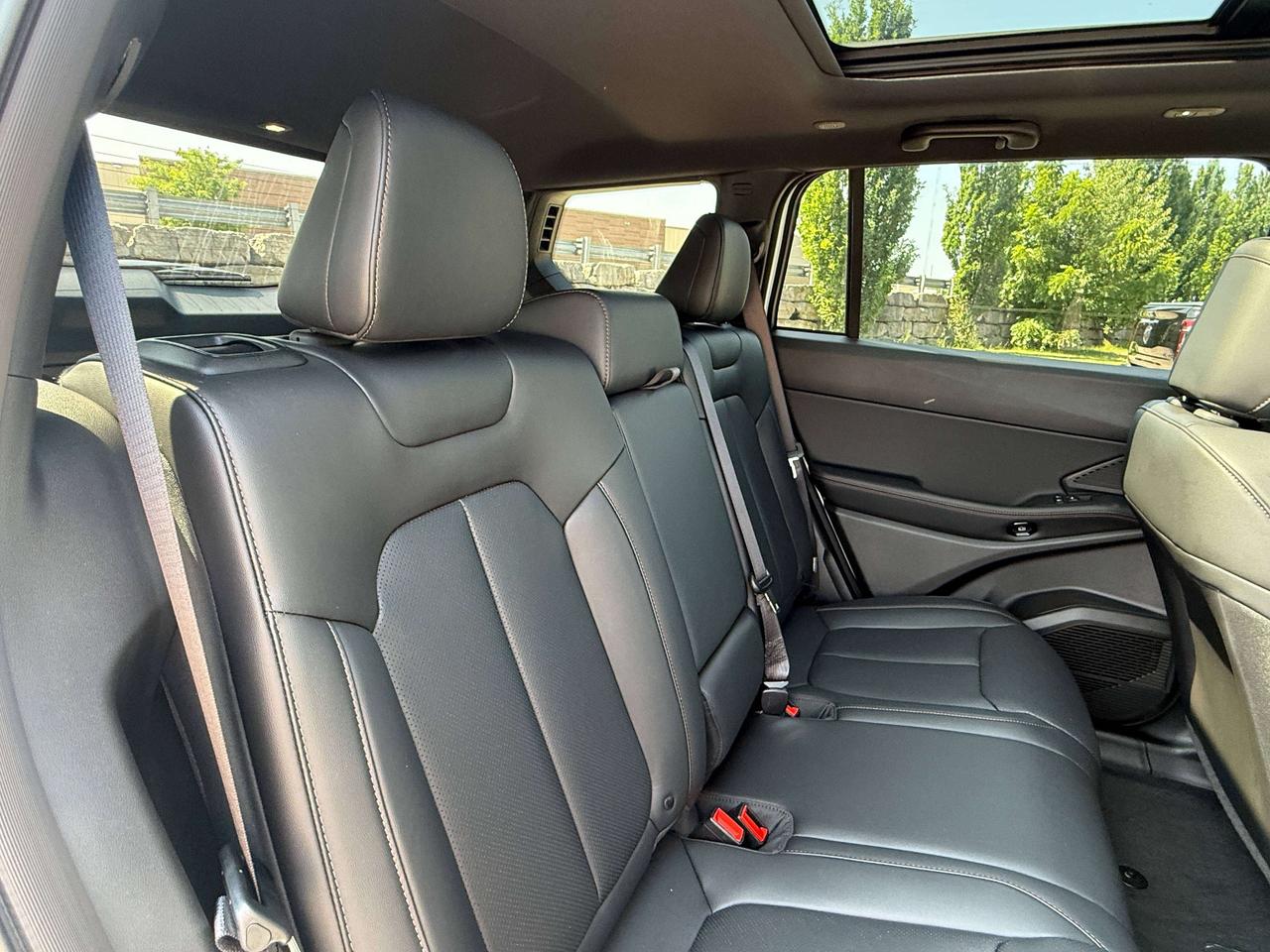 2026 Jeep Cherokee Limited 4X4 Photo