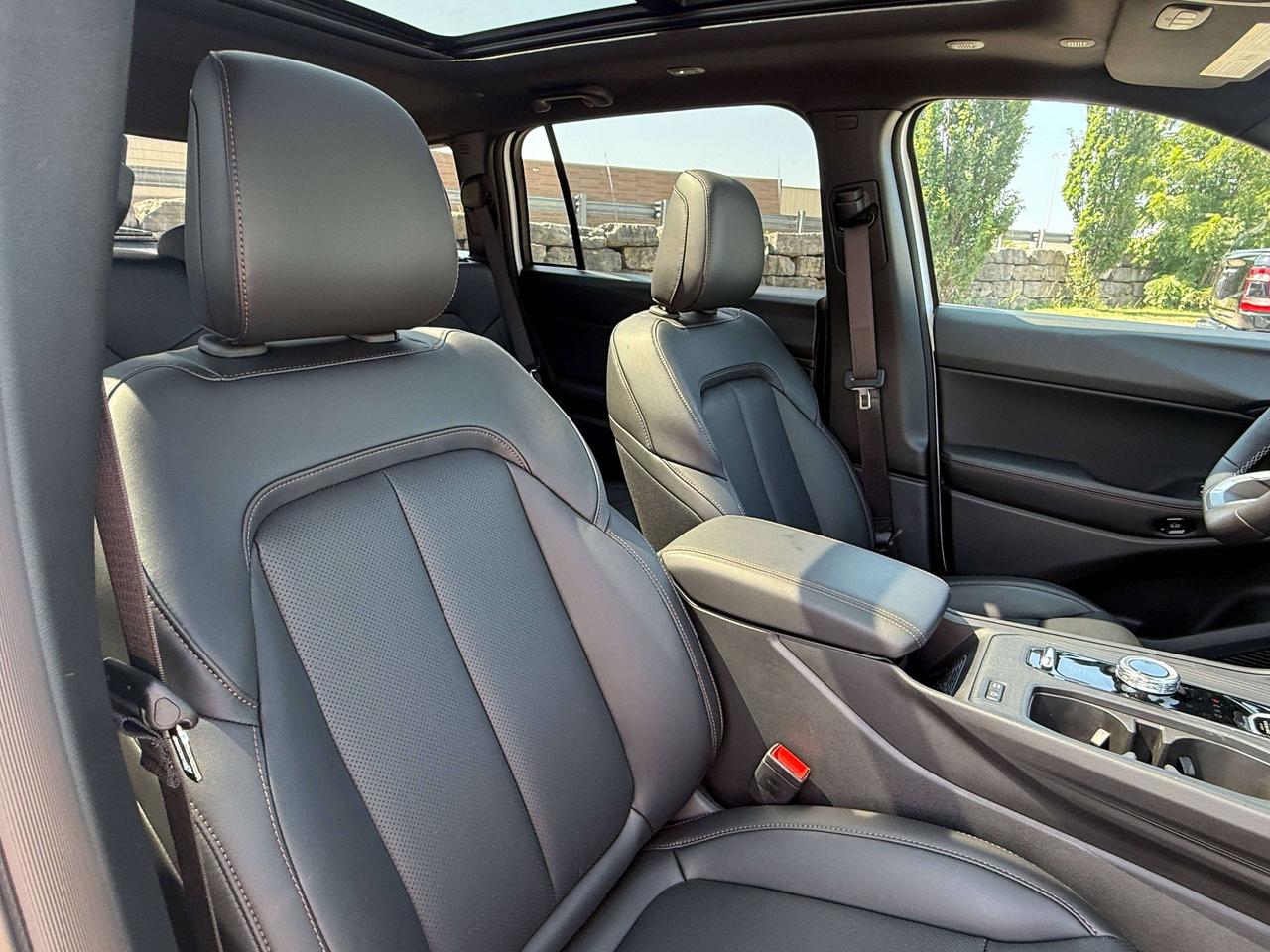 2026 Jeep Cherokee Limited 4X4 Photo
