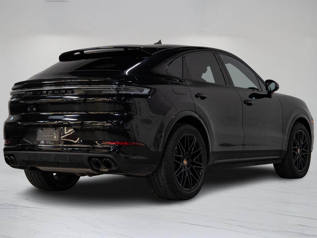 2024 Porsche Cayenne PREMIUM PLUS PKG | COUPE | BOSE | 21 IN Photo3