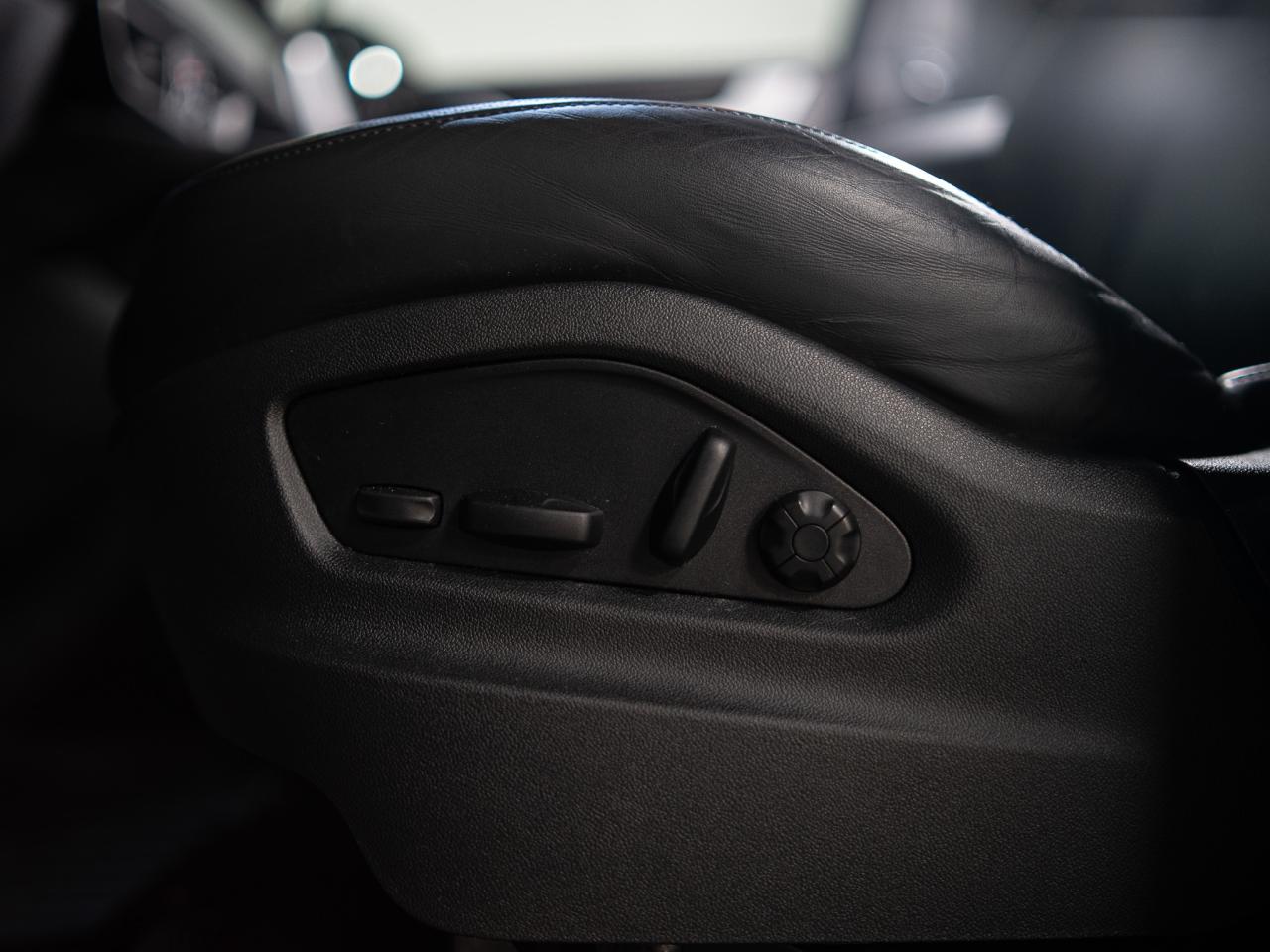 2024 Porsche Cayenne PREMIUM PLUS PKG | COUPE | BOSE | 21 RS WHEELS Photo