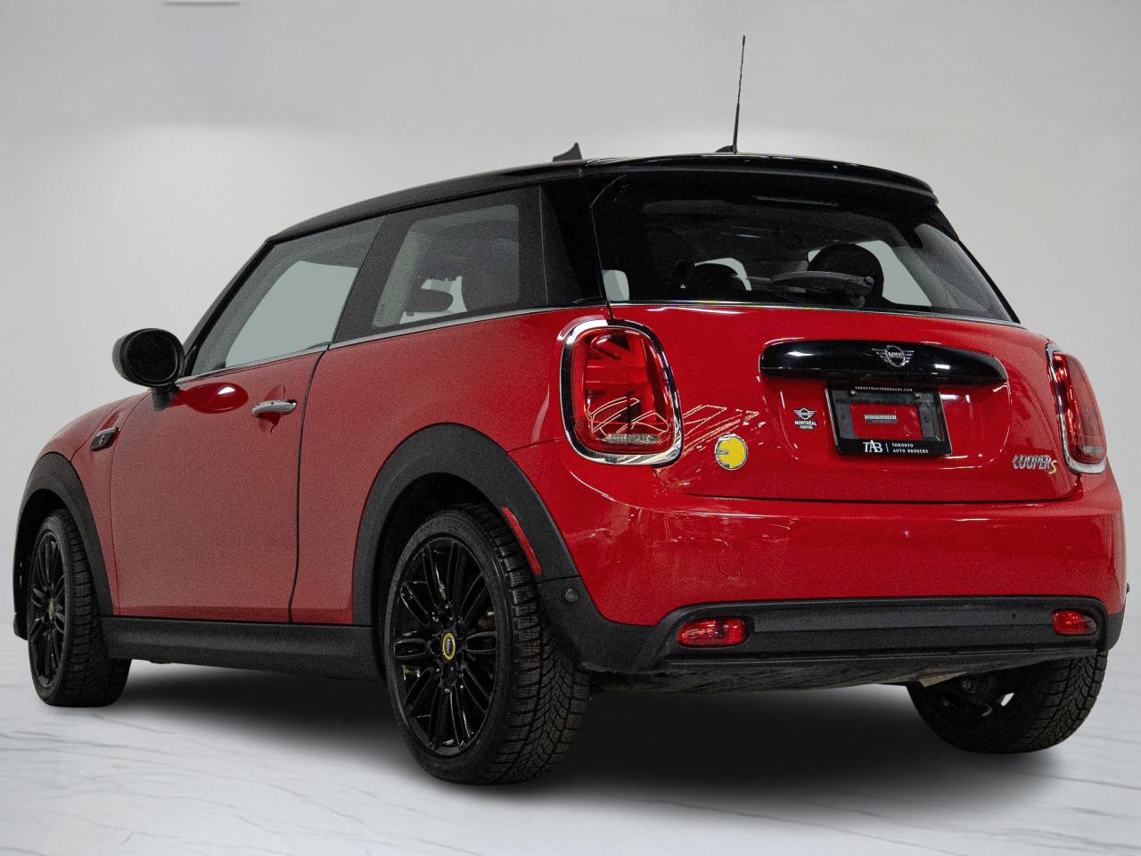 2022 MINI 3 Door COOPER | SE | PANO | HARMAN KARDON Photo4