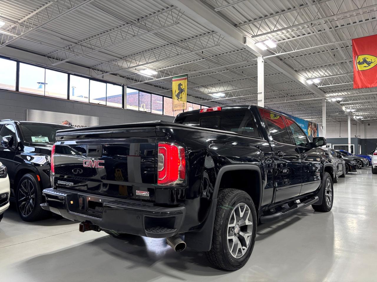 2018 GMC Sierra 1500 SLT|ALLTERRAIN4X4|V8POWERED|CREW|NAV|BOSE|LEATHER| - Photo #3