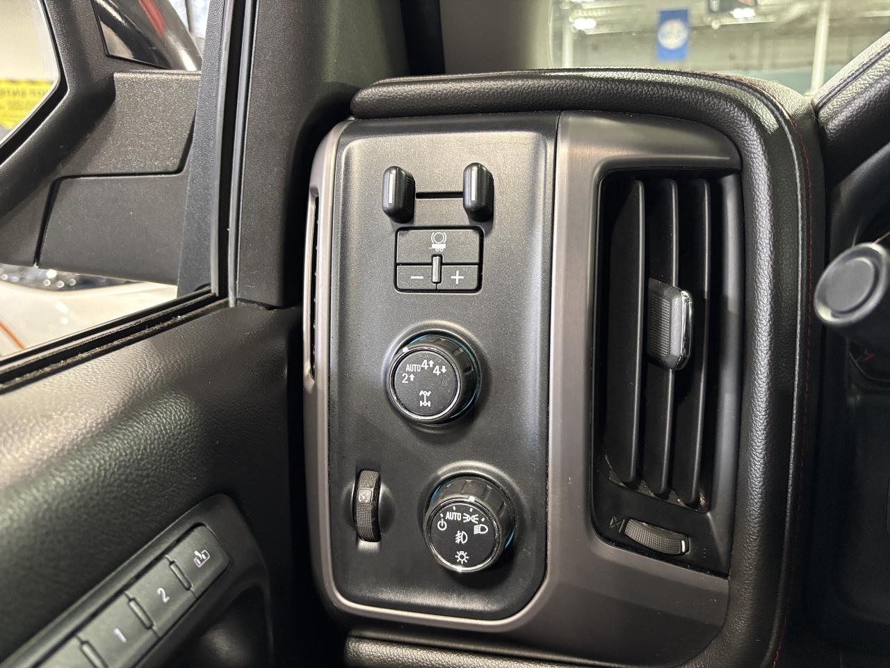 2018 GMC Sierra 1500 SLT|ALLTERRAIN4X4|V8POWERED|CREW|NAV|BOSE|LEATHER| - Photo #13