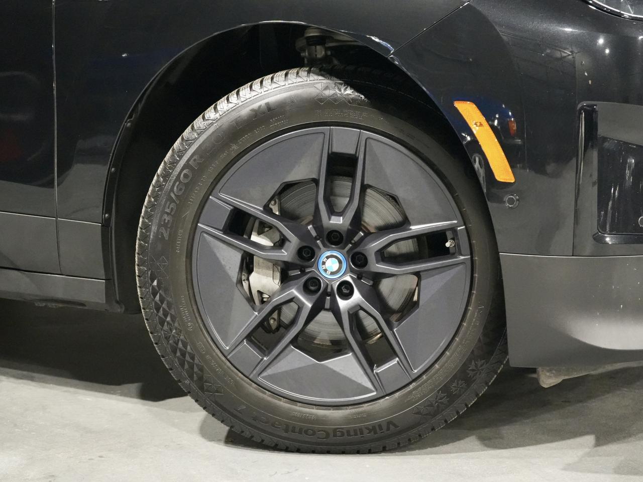 2023 BMW iX xDrive40/PANO/HUD/DRIVE ASSIST/NO ACCIDENTS Photo4