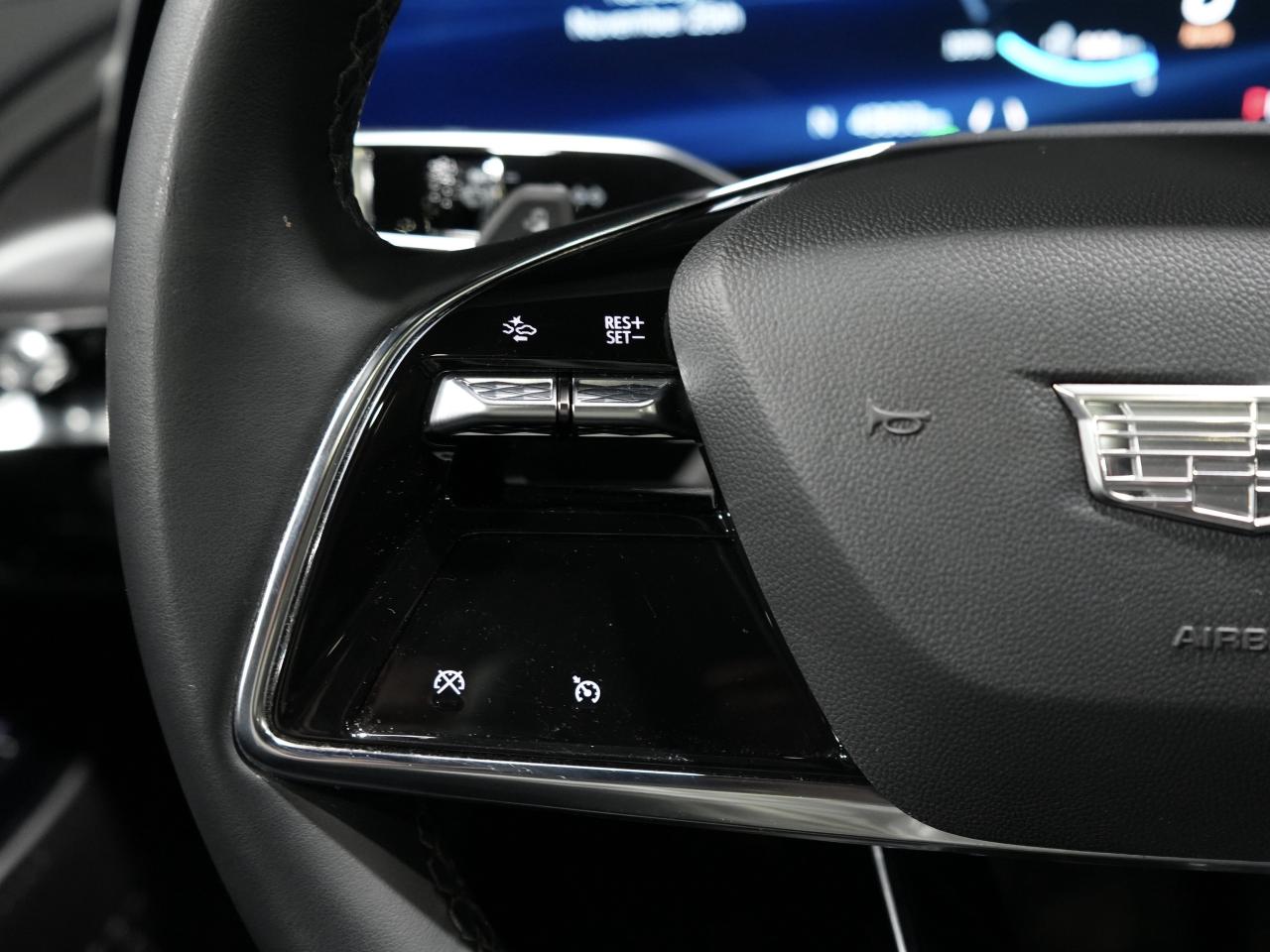 2024 Cadillac LYRIQ Tech w-1SA/PANO/DRIVE ASSIST/1-OWNER/CAM/CARPLAY Photo