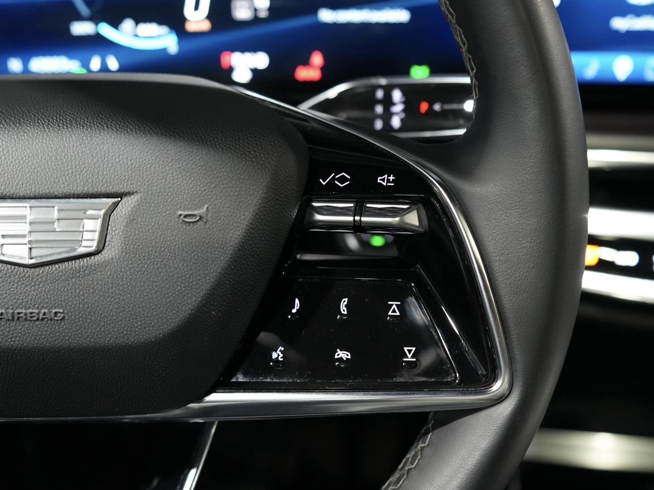 2024 Cadillac LYRIQ Tech w-1SA/PANO/DRIVE ASSIST/1-OWNER/CAM/CARPLAY Photo