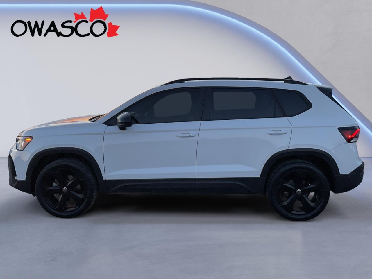 2025 Volkswagen Taos 1.5L Comfortline Black Edition! Off Lease! Photo2
