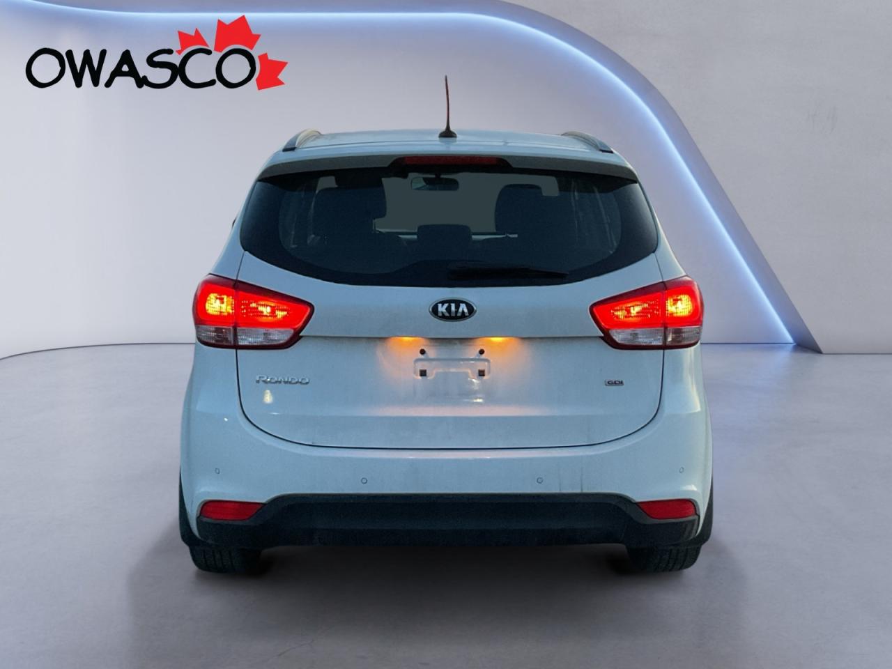 2014 Kia Rondo 2.0L As Is! Photo4