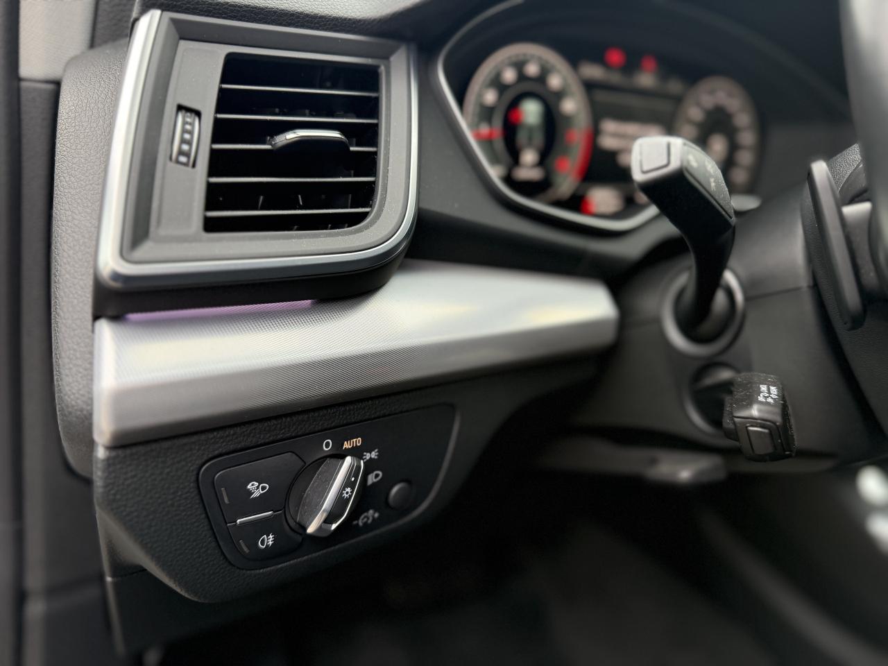 2022 Audi Q5 Progressiv 45 TFSI quattro | NAVIGATION | Photo