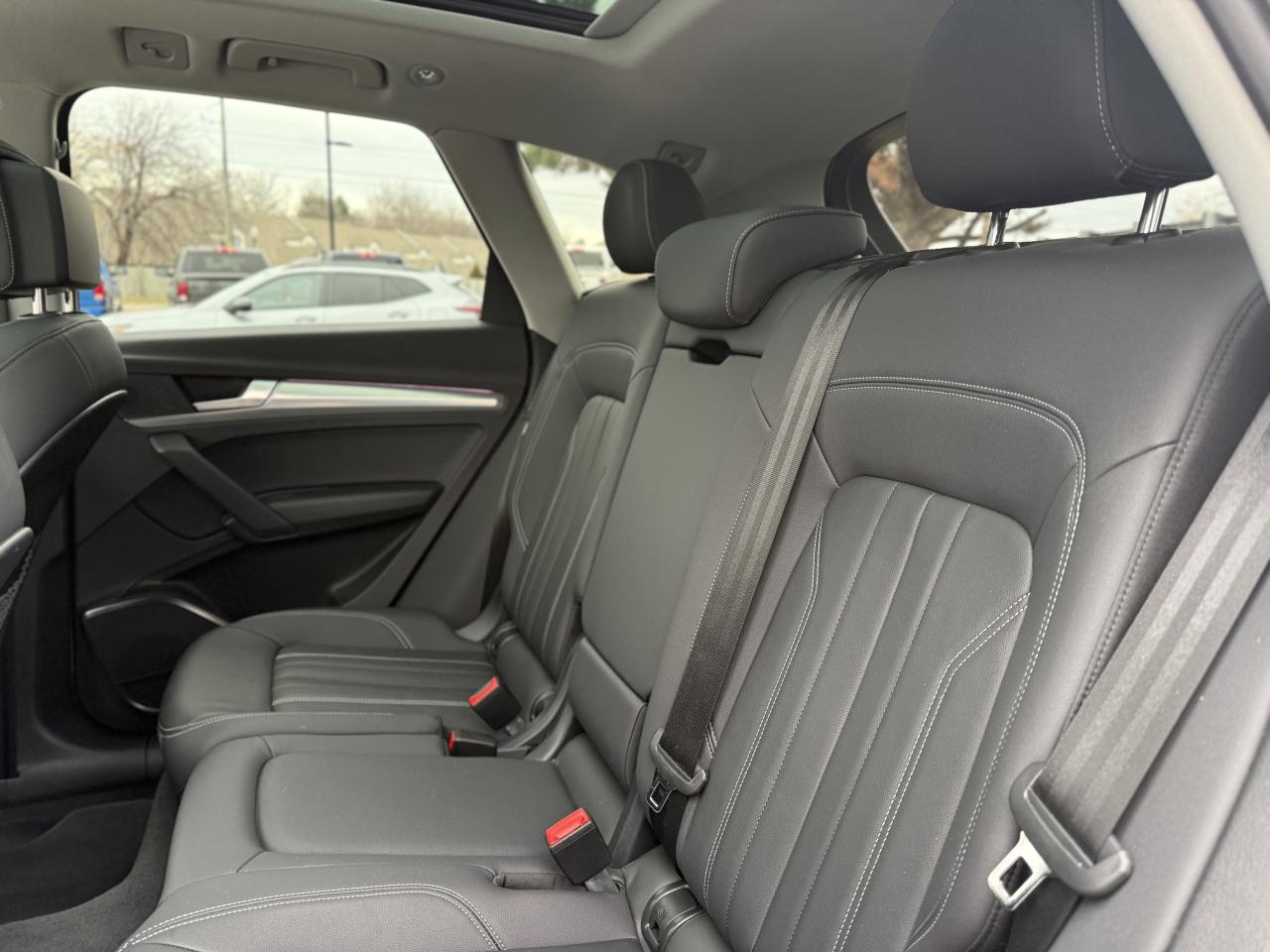 2022 Audi Q5 Progressiv 45 TFSI quattro | NAVIGATION | Photo