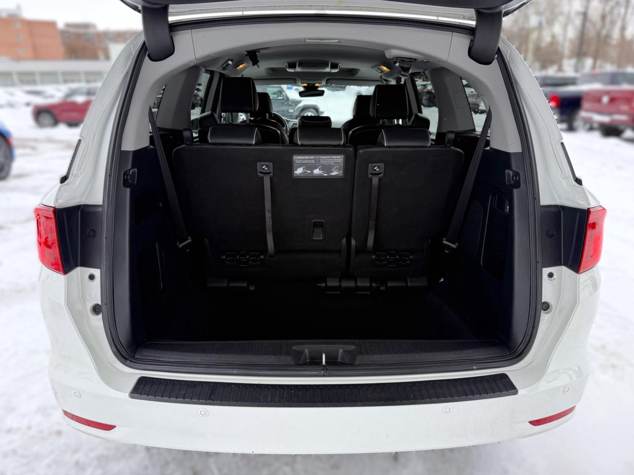 2022 Honda Odyssey Touring  | NAV | HEATED SEATS | BLIND SPOT Photo