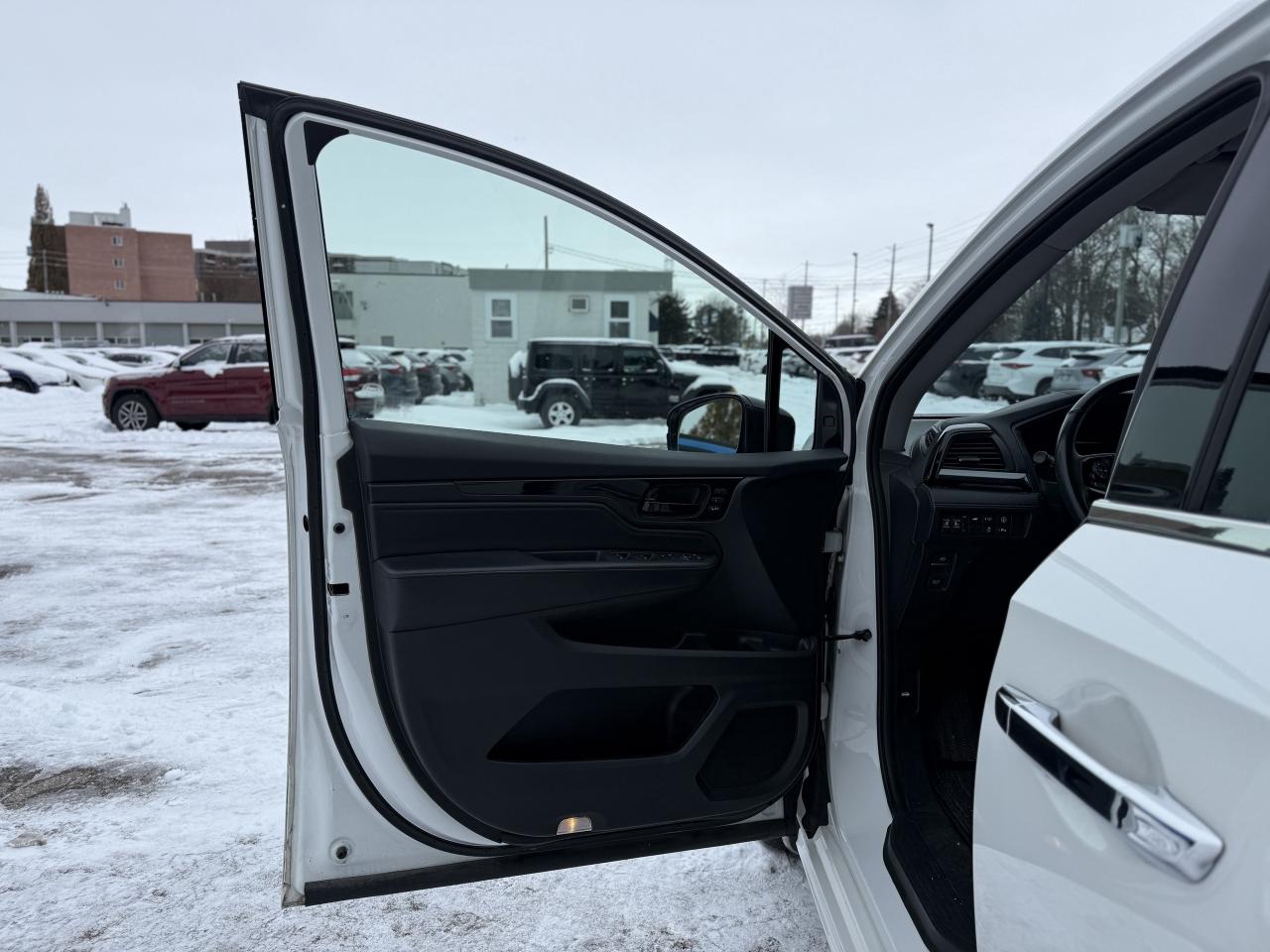 2022 Honda Odyssey Touring  | NAV | HEATED SEATS | BLIND SPOT Photo