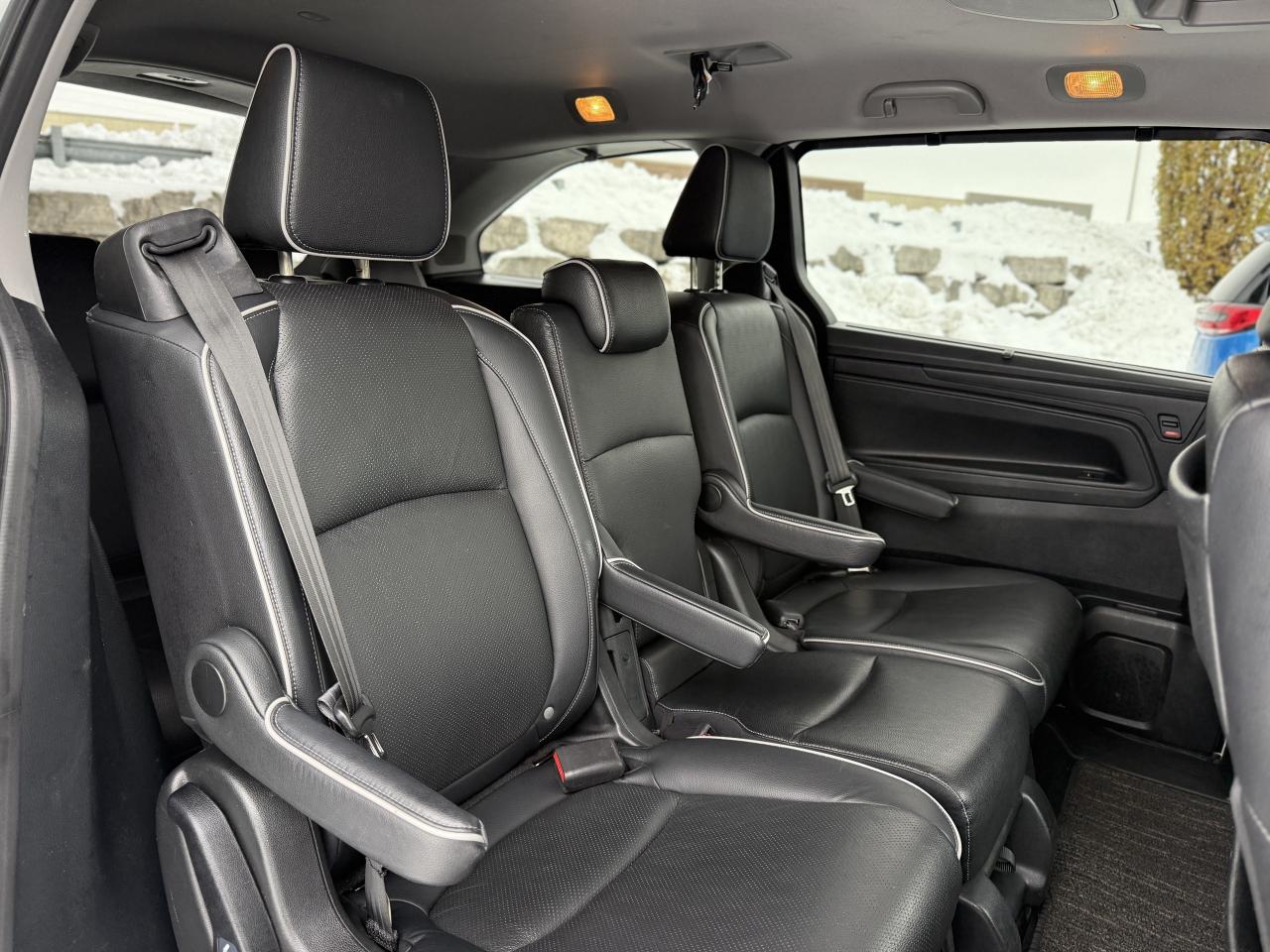 2022 Honda Odyssey Touring  | NAV | HEATED SEATS | BLIND SPOT Photo