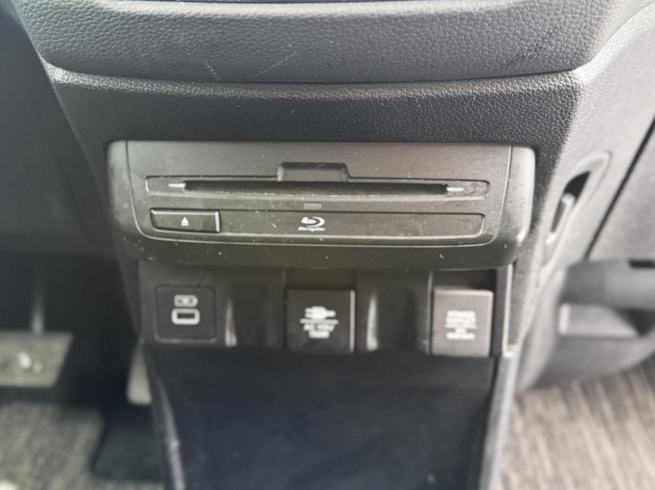 2022 Honda Odyssey Touring  | NAV | HEATED SEATS | BLIND SPOT Photo