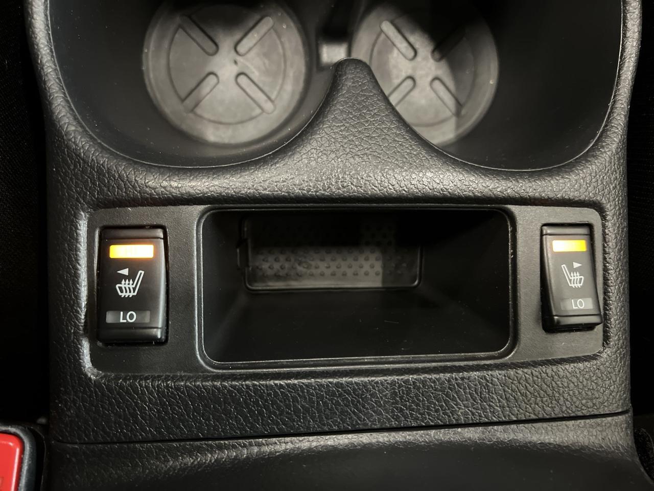 2019 Nissan Rogue SV AWD | PANO ROOF | HTD SEATS | REMOTE START Photo