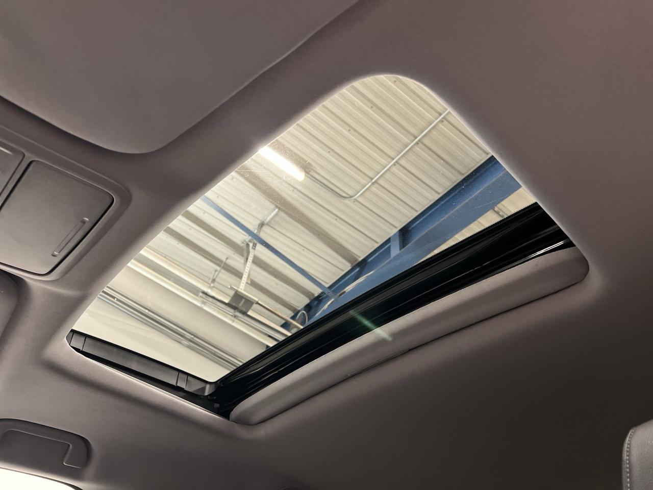 2022 Honda Odyssey EX-L NAVI |8-PASS |HTD LEATHER |SUNROOF | CARPLAY Photo