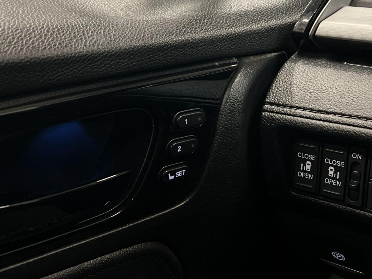 2022 Honda Odyssey EX-L NAVI |8-PASS |HTD LEATHER |SUNROOF | CARPLAY Photo