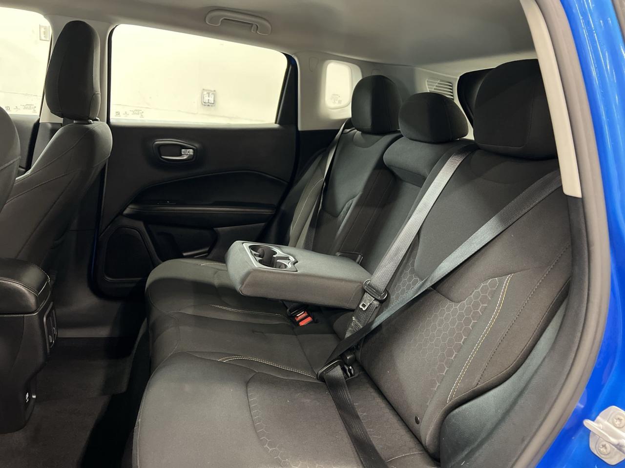 2018 Jeep Compass 4X4 | HTD SEATS/STEERING | REMOTE START | REAR CAM Photo