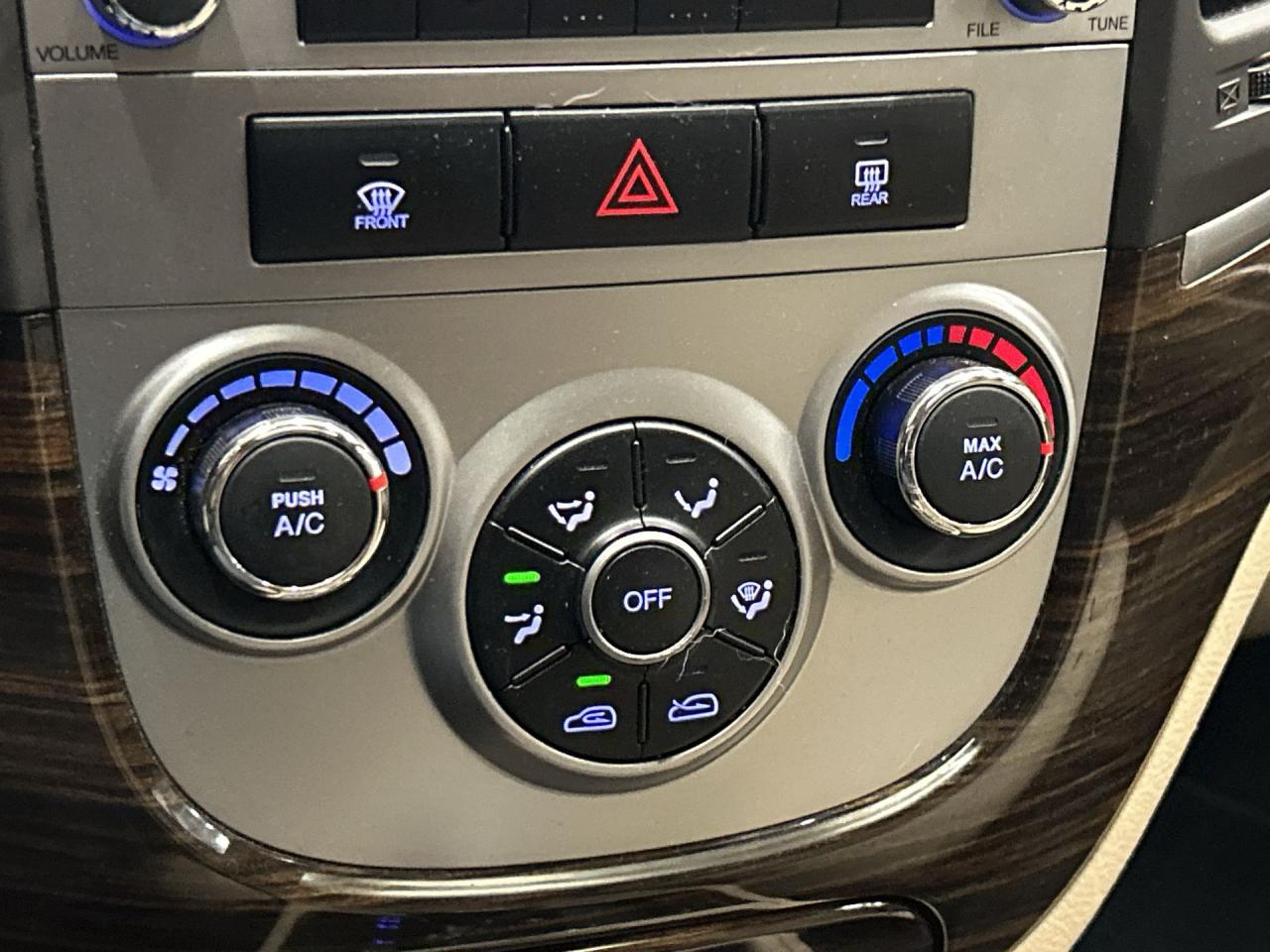 2011 Hyundai Santa Fe GL PREMIUM | SUNROOF | HEATED SEATS | BLUETOOTH Photo