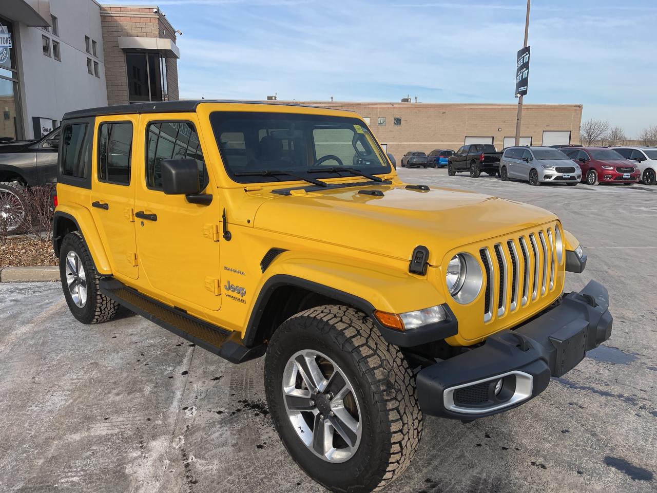 2020 Jeep Wrangler 6SPEED MANUAL / NO ACCIDENTS / V6 / NAV Photo