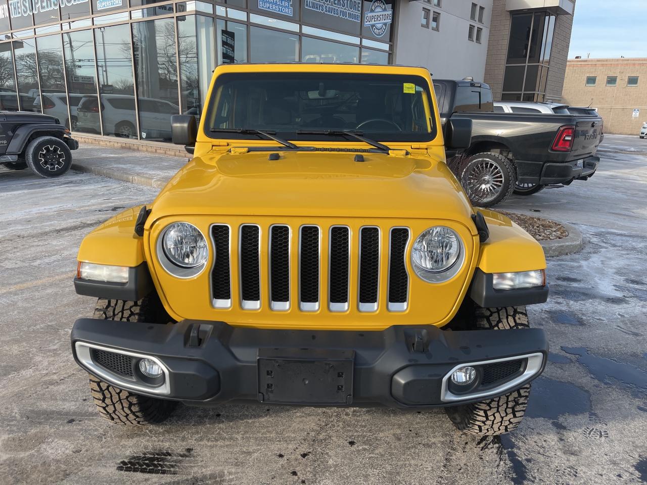 2020 Jeep Wrangler 6SPEED MANUAL / NO ACCIDENTS / V6 / NAV Photo
