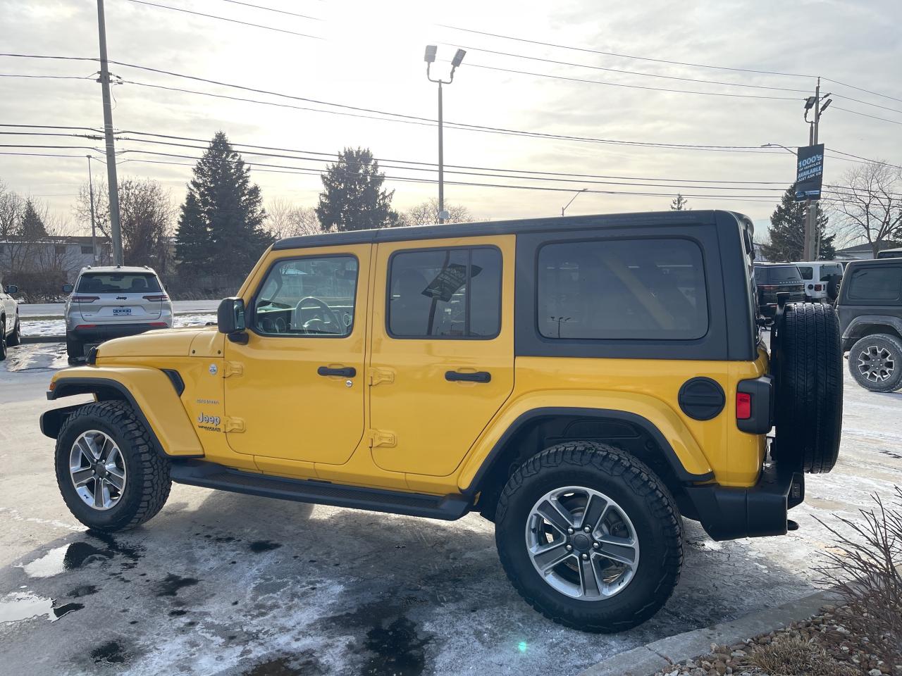 2020 Jeep Wrangler 6SPEED MANUAL / NO ACCIDENTS / V6 / NAV Photo