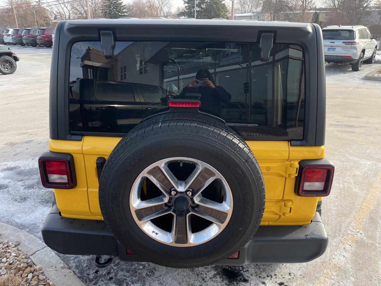 2020 Jeep Wrangler 6SPEED MANUAL / NO ACCIDENTS / V6 / NAV Photo