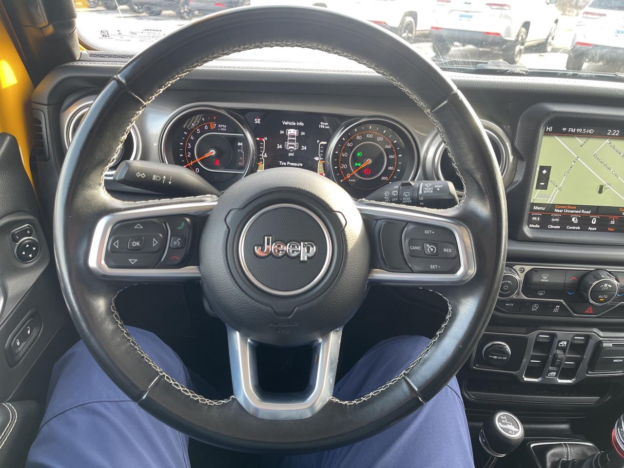 2020 Jeep Wrangler 6SPEED MANUAL / NO ACCIDENTS / V6 / NAV Photo