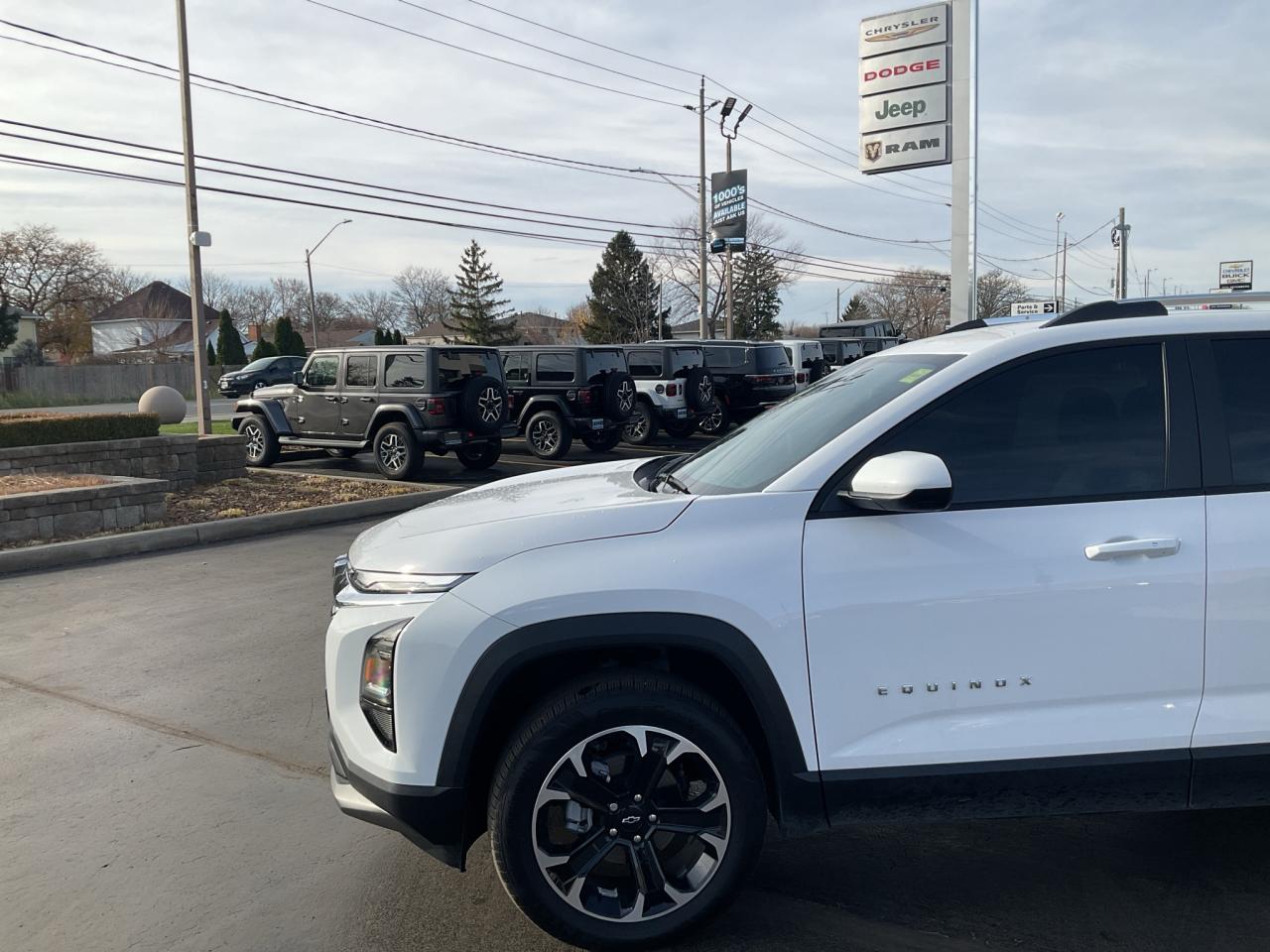 2025 Chevrolet Equinox  Photo