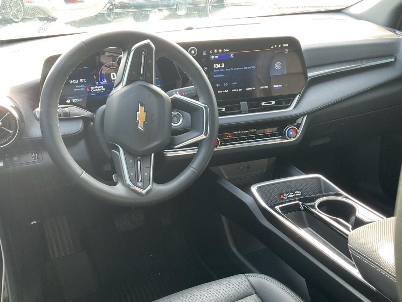 2025 Chevrolet Equinox  Photo