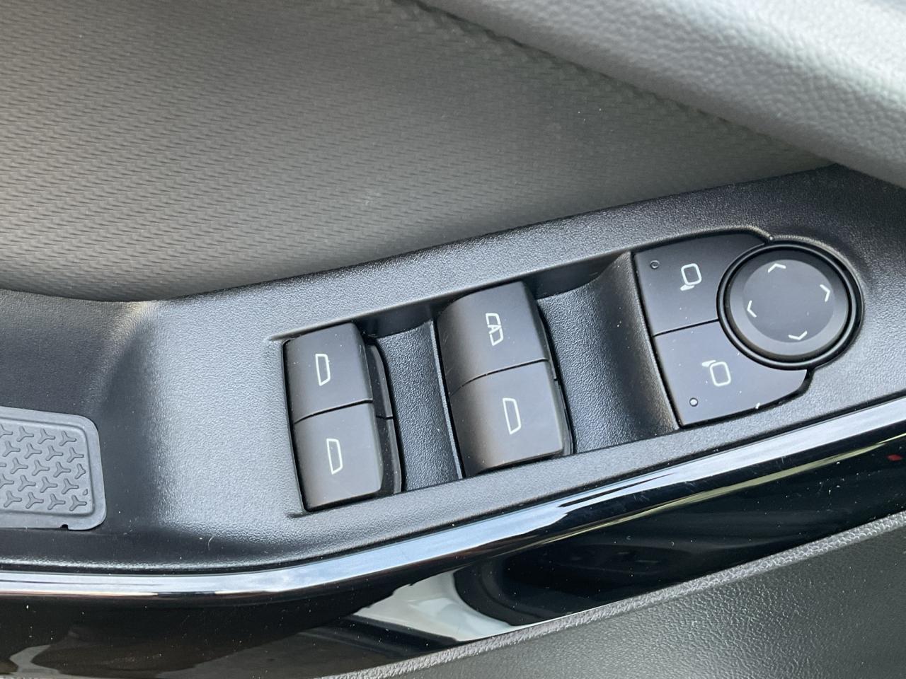 2025 Chevrolet Equinox  Photo