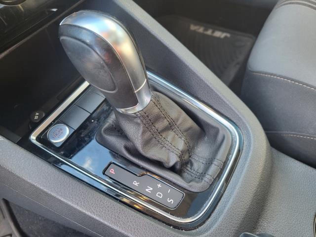 2017 Volkswagen Jetta wolfsburg Photo10