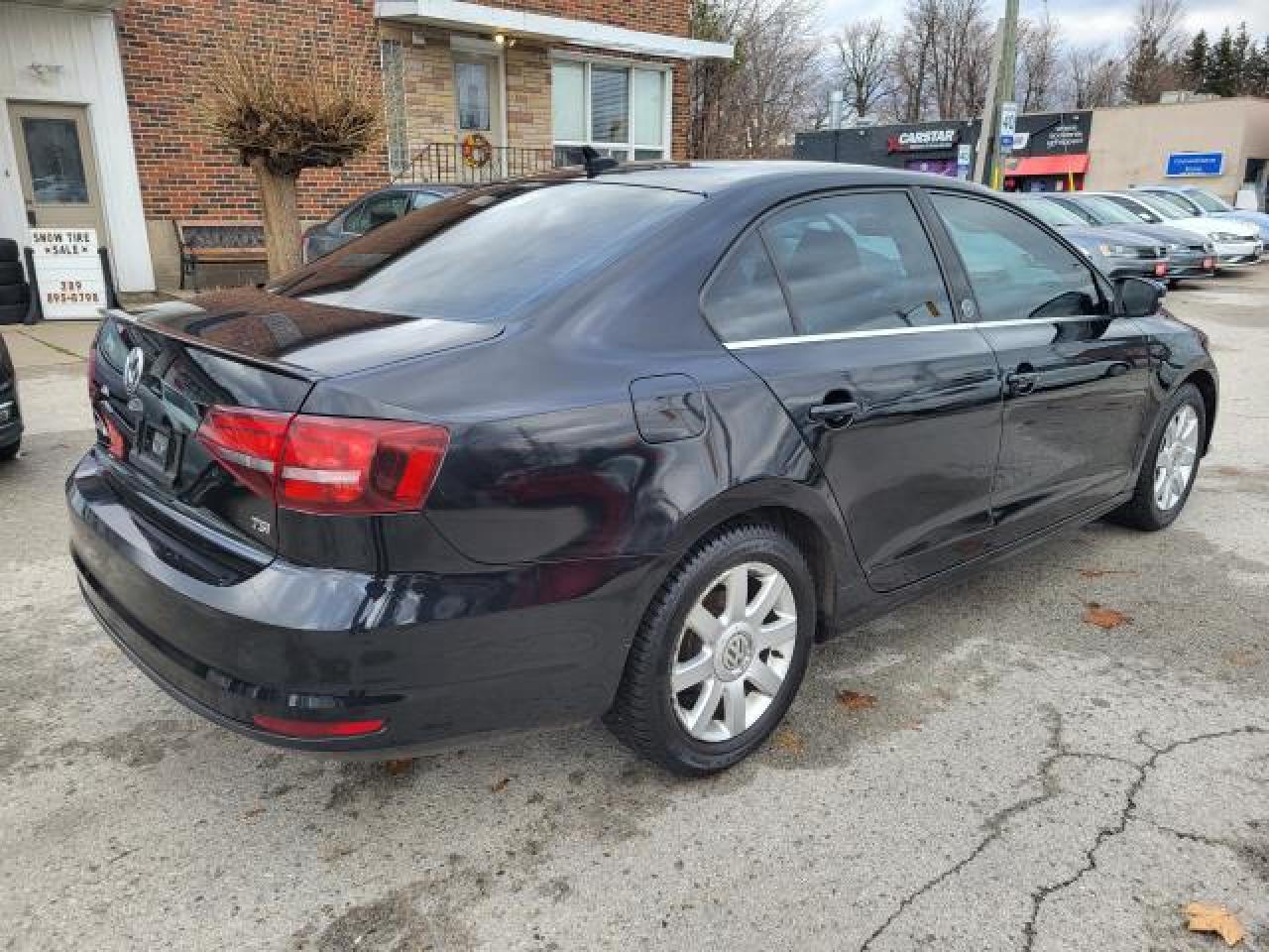 2017 Volkswagen Jetta wolfsburg Photo3