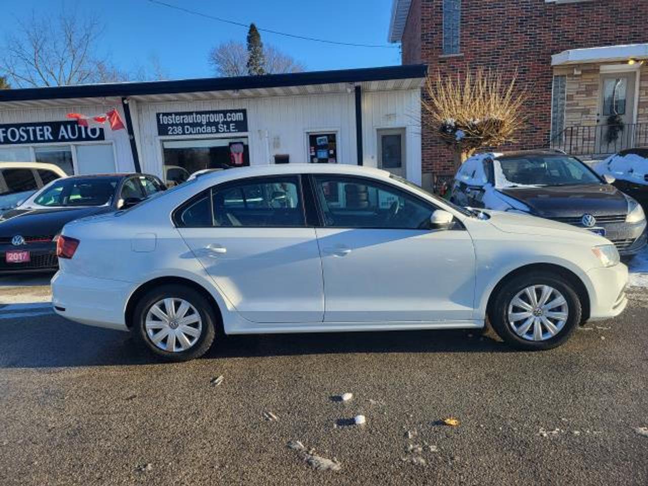 2016 Volkswagen Jetta Trendline Photo