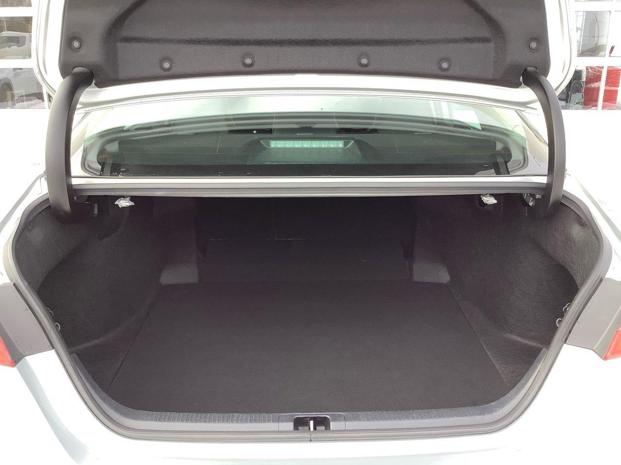 2023 Toyota Camry SE Photo