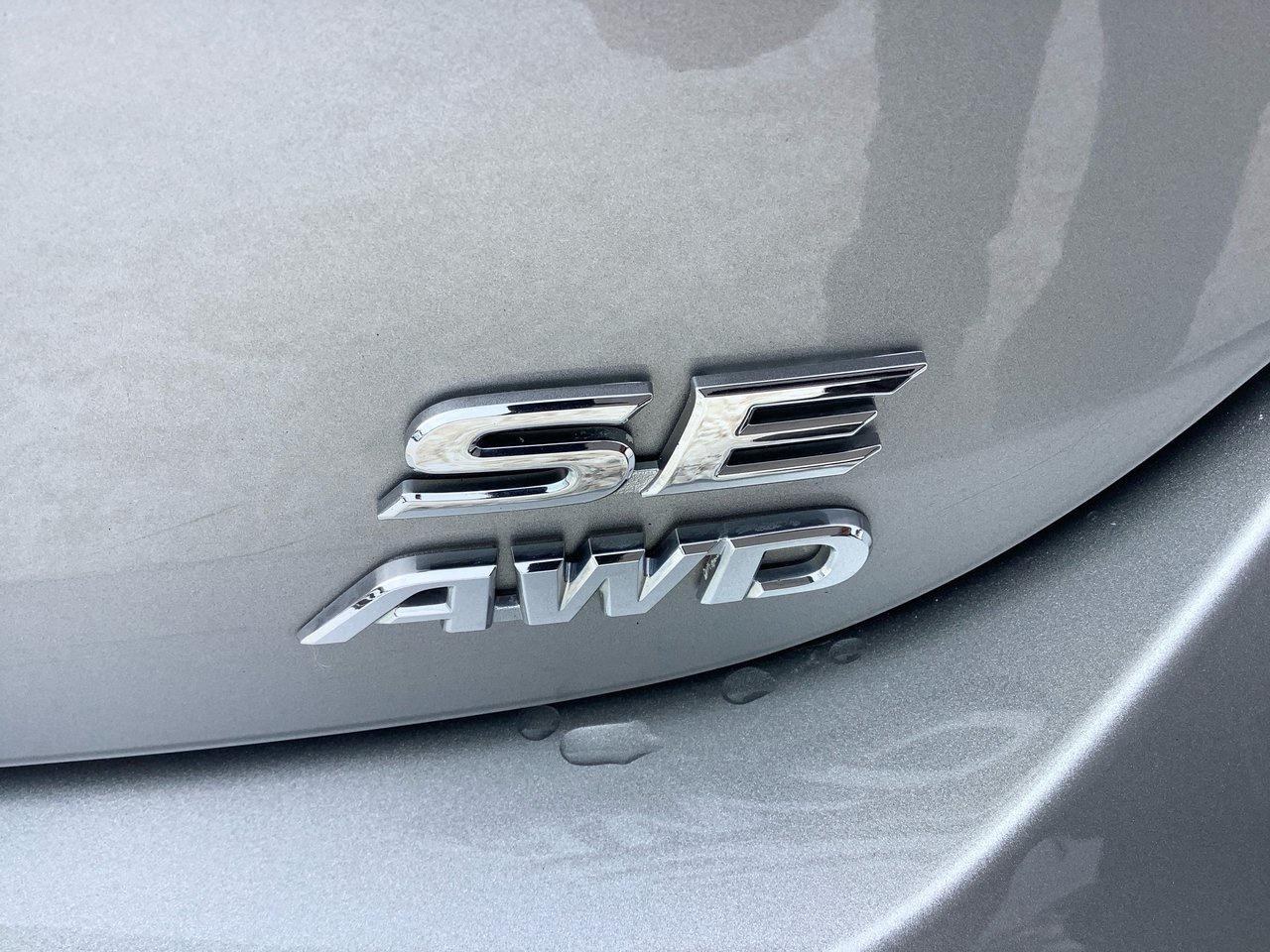 2023 Toyota Camry SE Photo