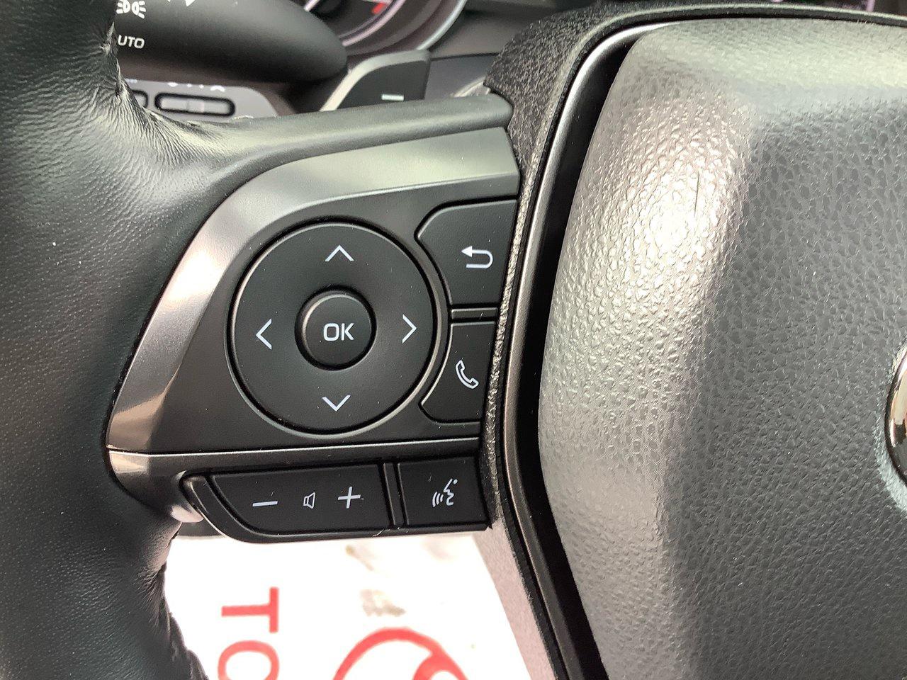 2023 Toyota Camry SE Photo