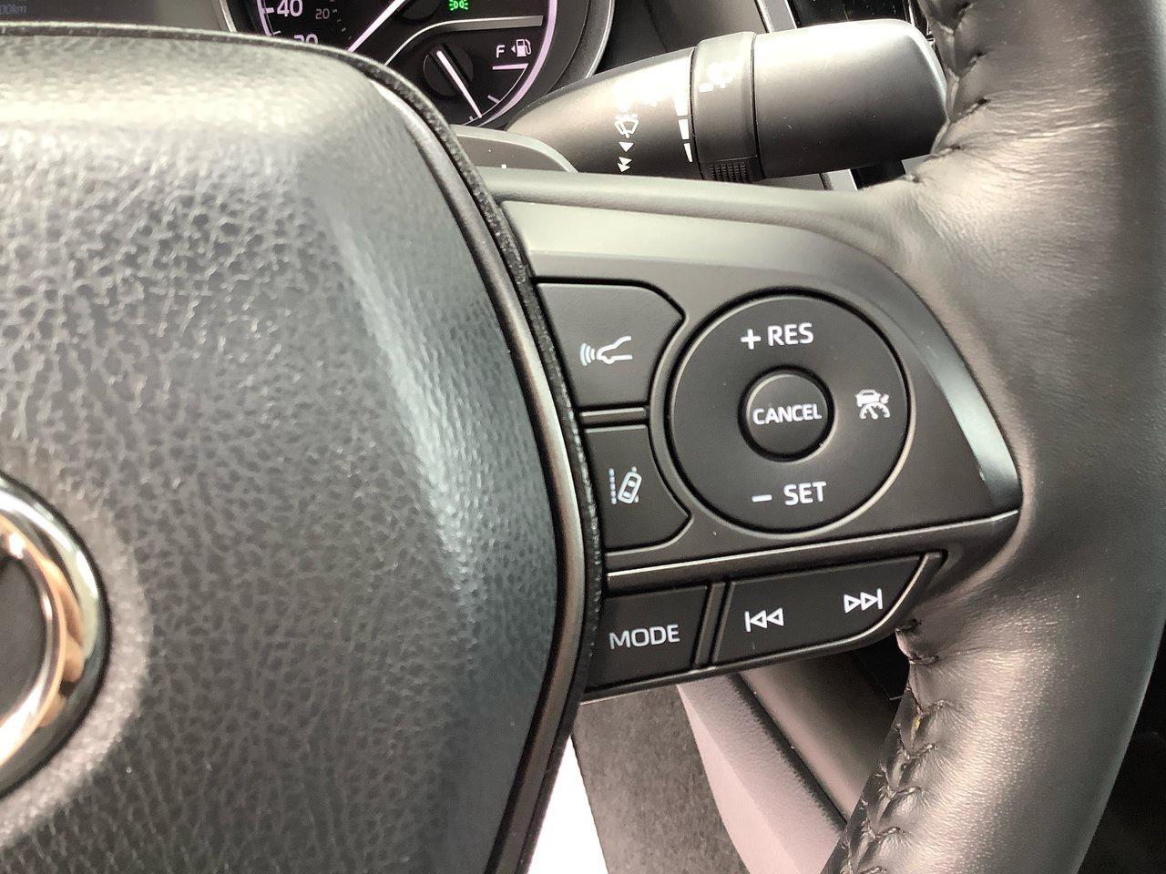 2023 Toyota Camry SE Photo