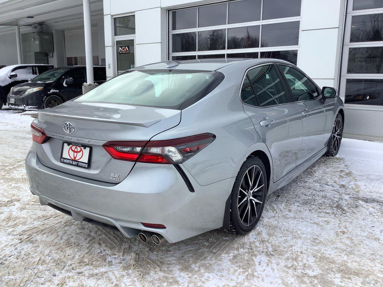 2023 Toyota Camry SE Photo