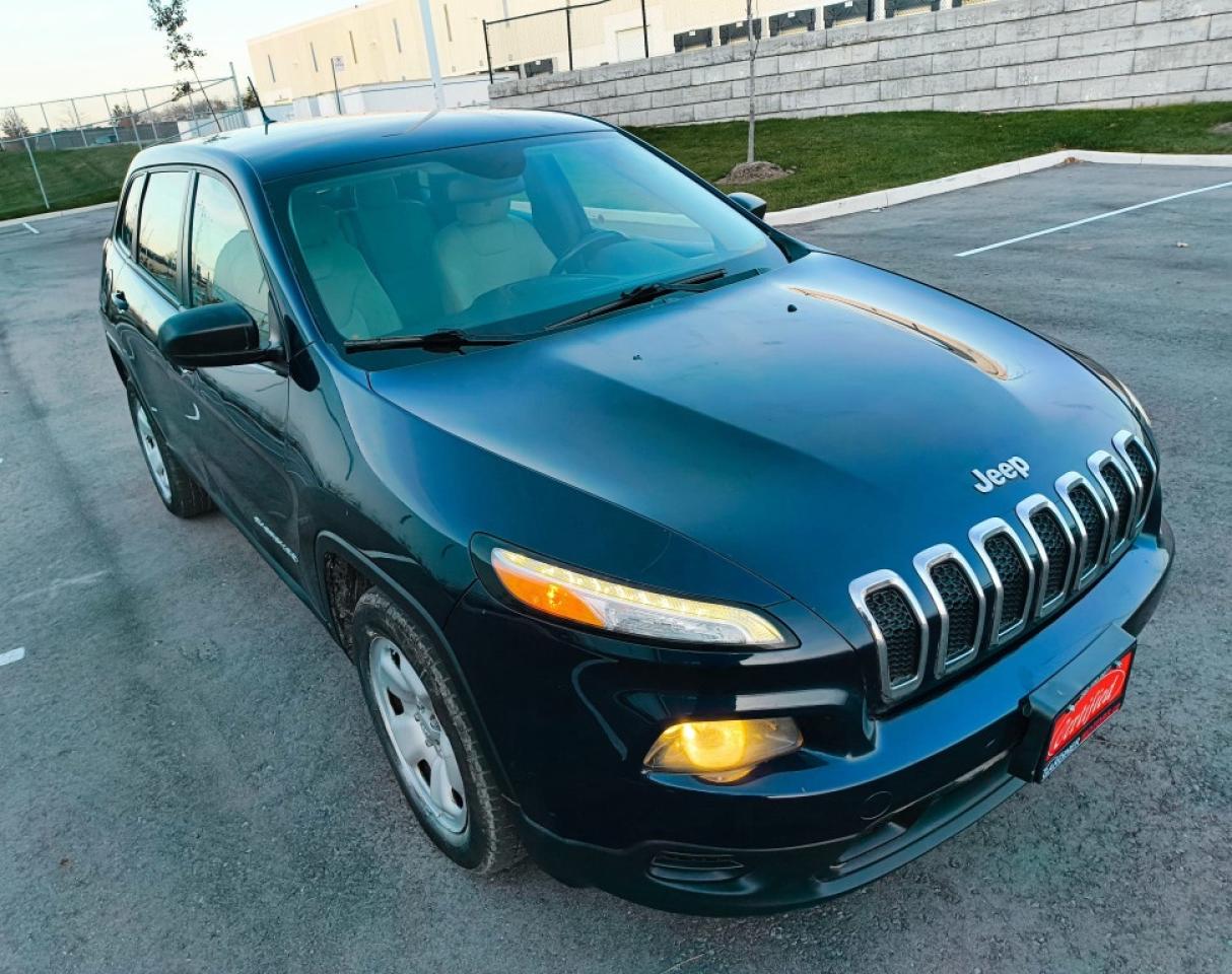 2015 Jeep Cherokee Sport 4dr Front-wheel Drive Automatic Photo2