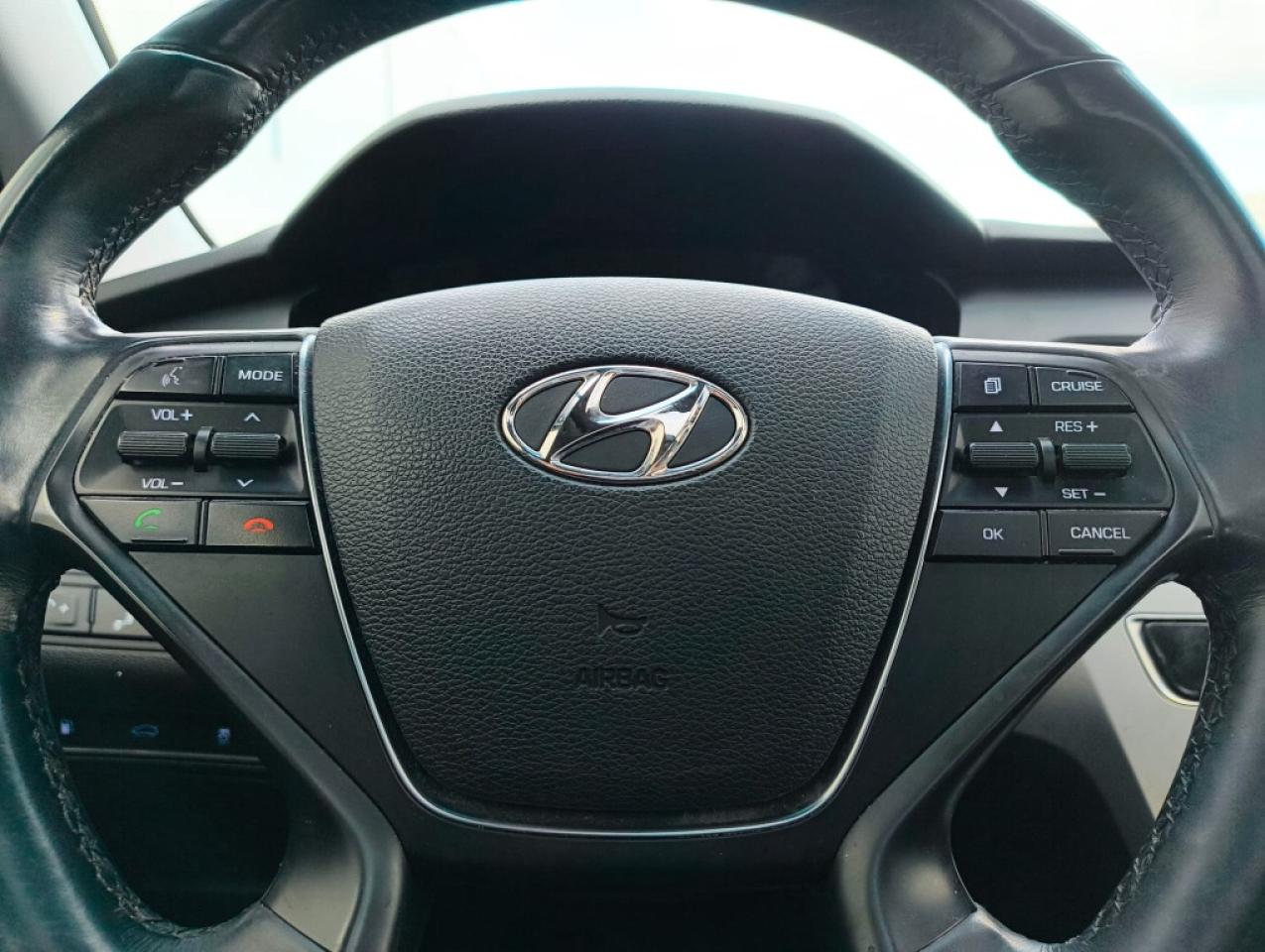 2017 Hyundai Sonata 4dr Sedan 2.4L Automatic GLS Photo