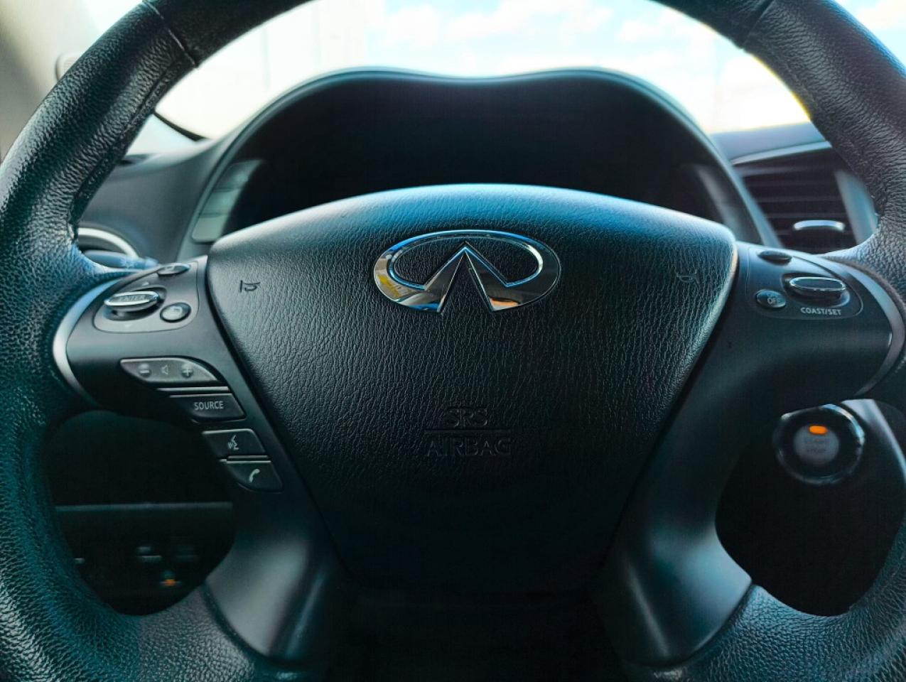 2013 Infiniti JX35 Base 4dr All-wheel Drive Sport Utility CVT Photo