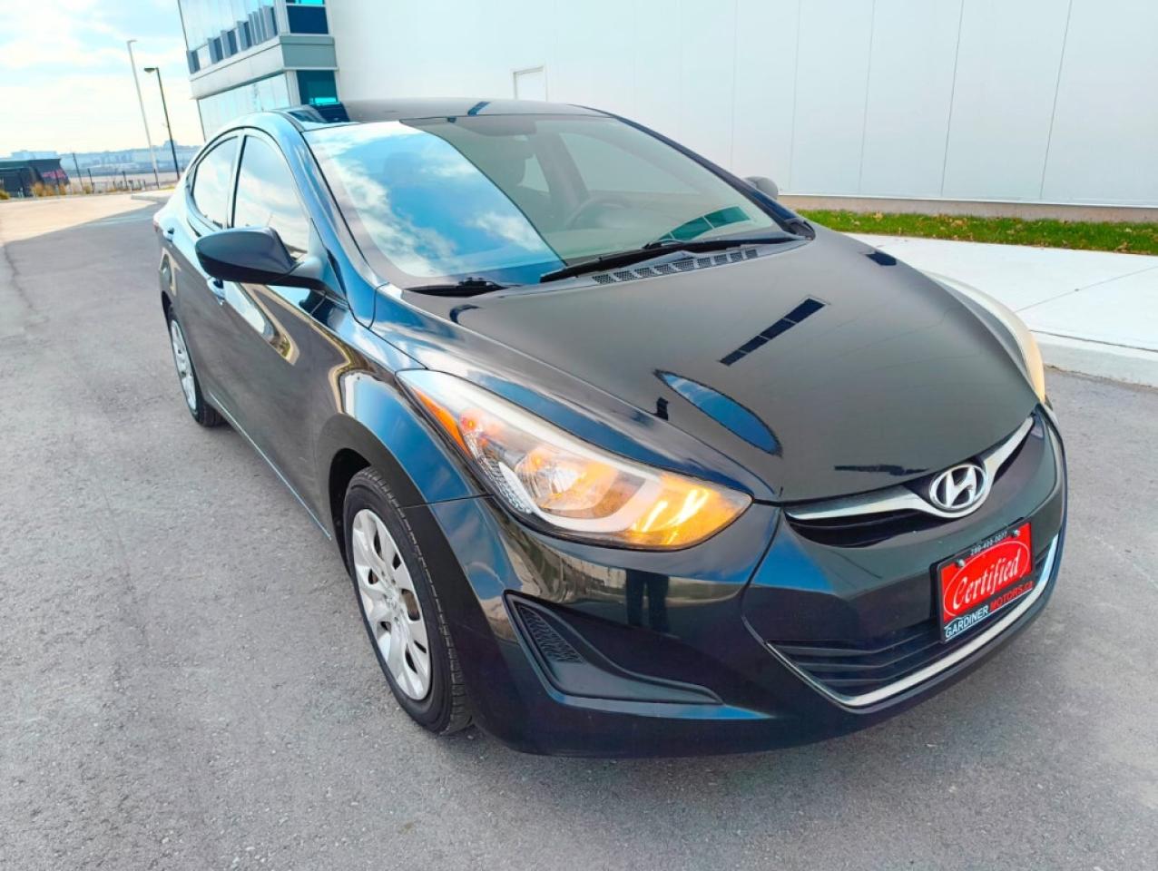 2014 Hyundai Elantra 5dr Automatic GL Photo