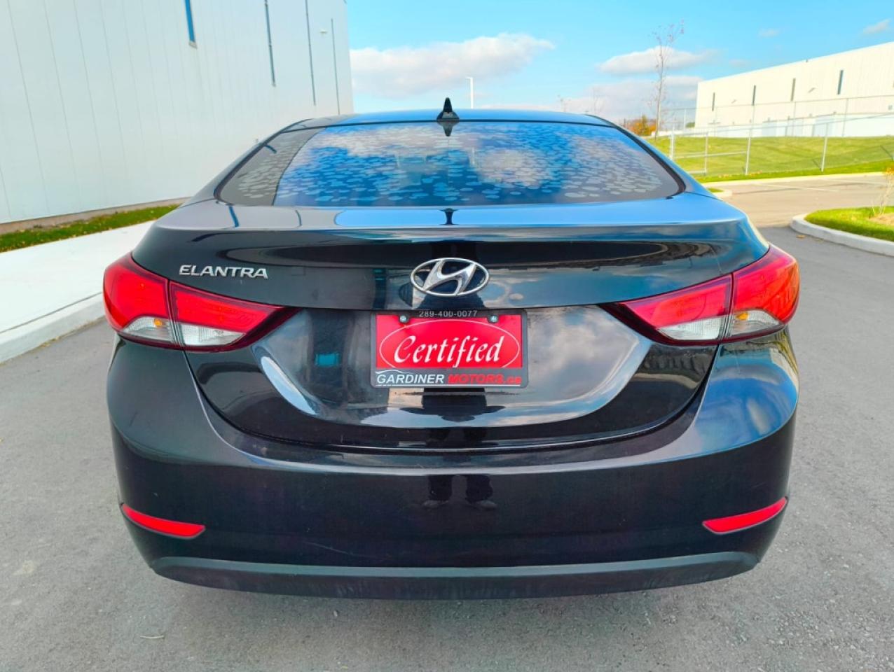 2014 Hyundai Elantra 5dr Automatic GL Photo