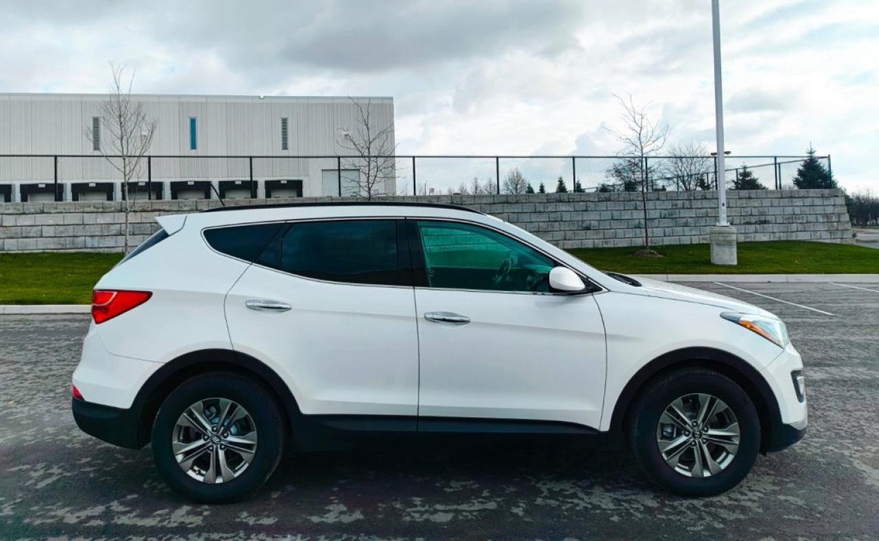 2014 Hyundai Santa Fe Sport Front-wheel Drive 4dr 2.4L Premium Photo