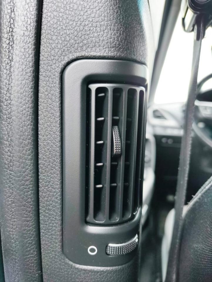 2014 Hyundai Santa Fe Sport Front-wheel Drive 4dr 2.4L Premium Photo